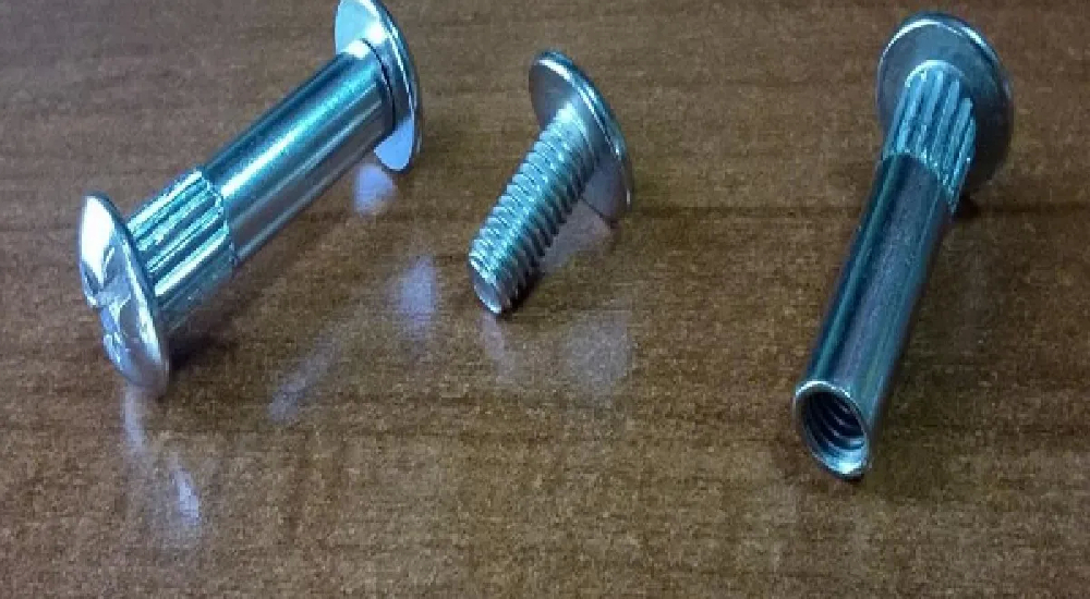 Złącza, wkręty, podpórki, zawieszki - Metalmex - 520