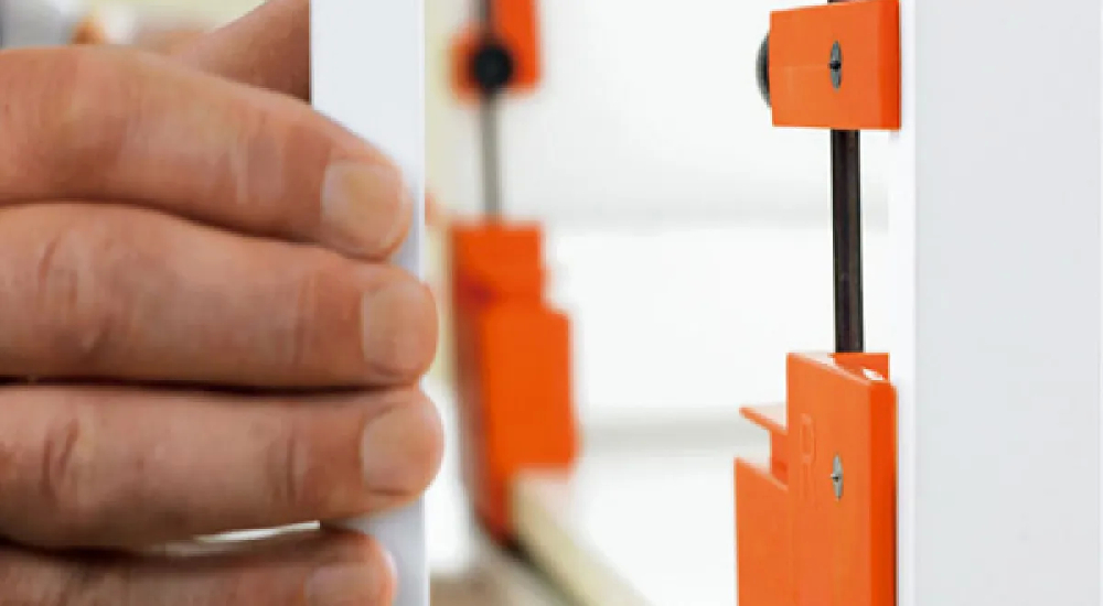 Pomoce montażowe Blum - Metalmex - 740